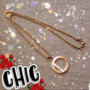 30" chain. Mother of Pearl Pendant. New